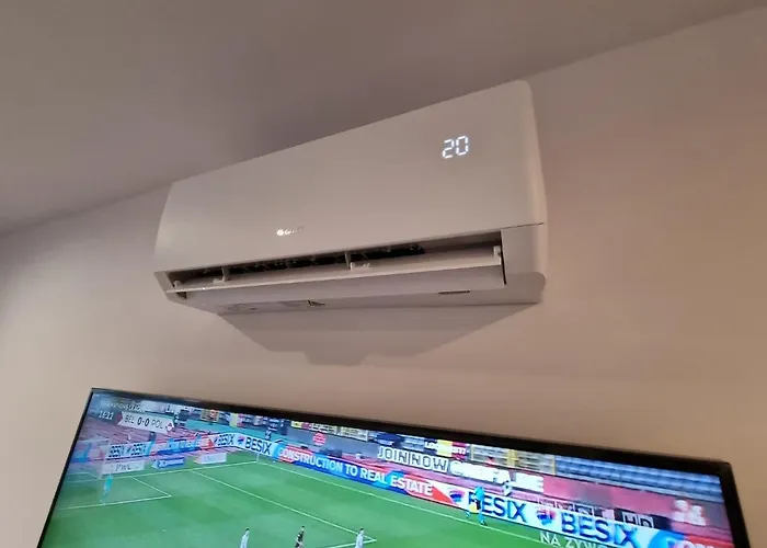 Zakatek W Jaroslawcu Lodge *